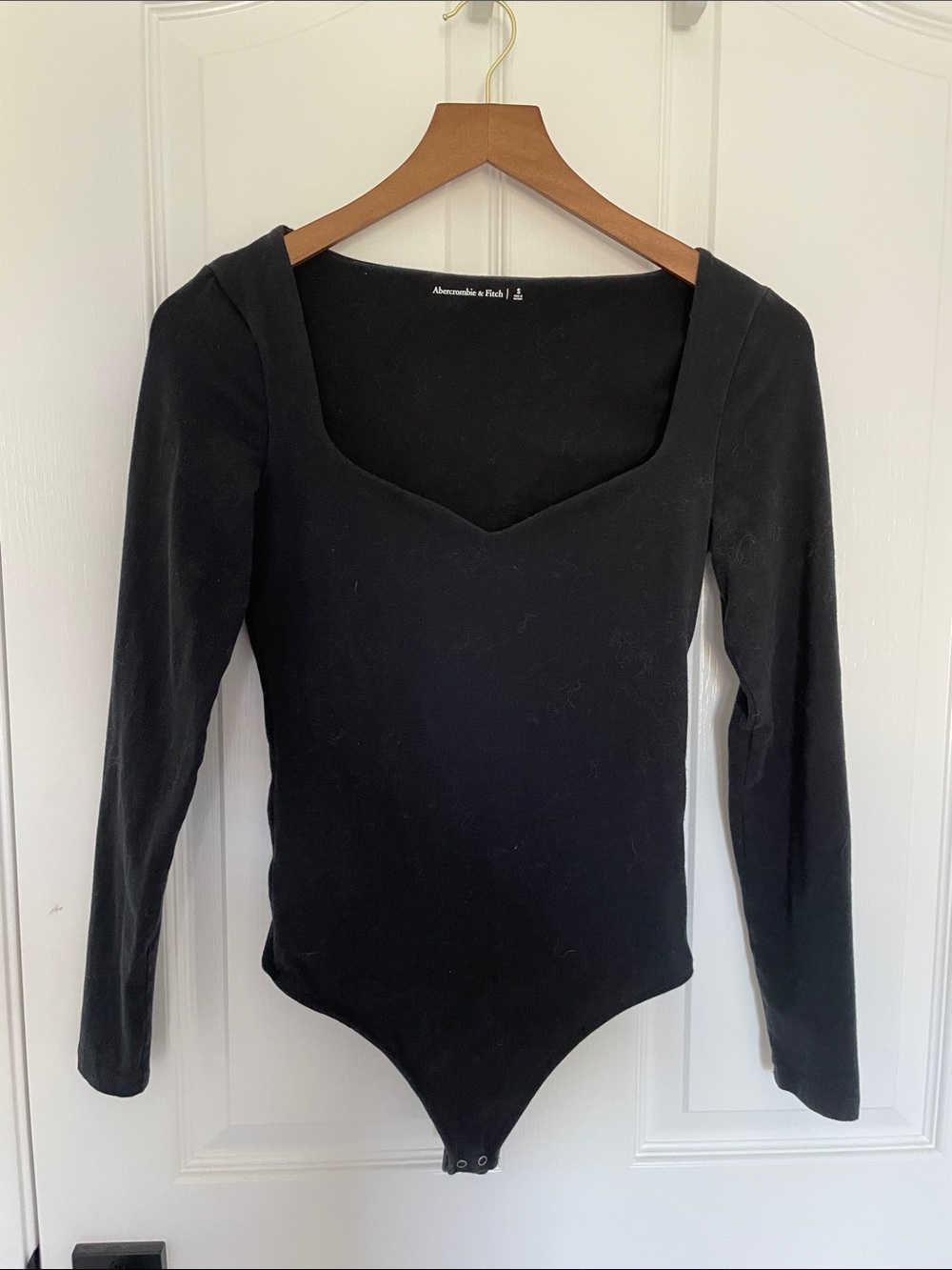 Abercrombie & Fitch Black Long-Sleeve Scoop-Style Bodysuit